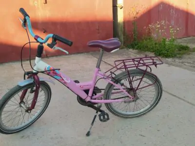 Продаж велосипеда для дівчинки 8-10 років